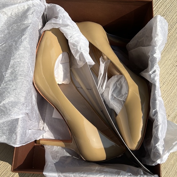 Brand New In Box Patent Leather Coach Heels - Picture 2 of 9